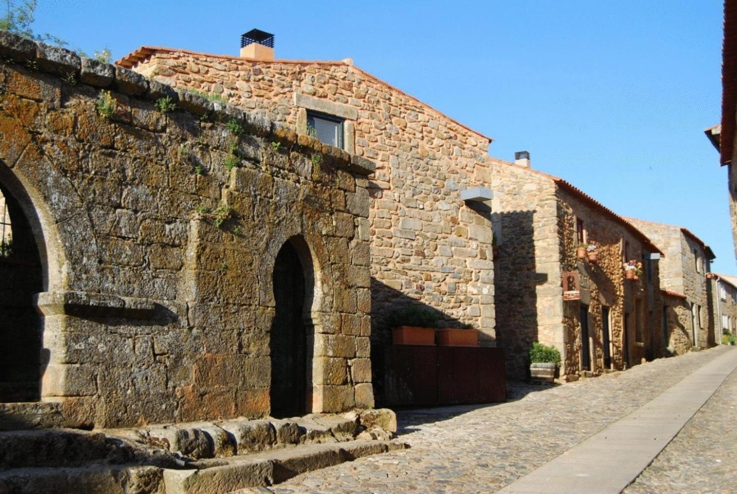 Casa Da Cisterna Guest House Figueira de Castelo Rodrigo Exterior photo